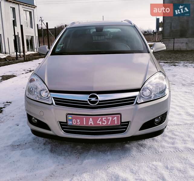Универсал Opel Astra 2009 в Луцке фото 2 Универсал Opel Astra 2009 в Луцке