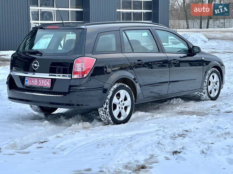 Універсал Opel Astra 2006 в Києві