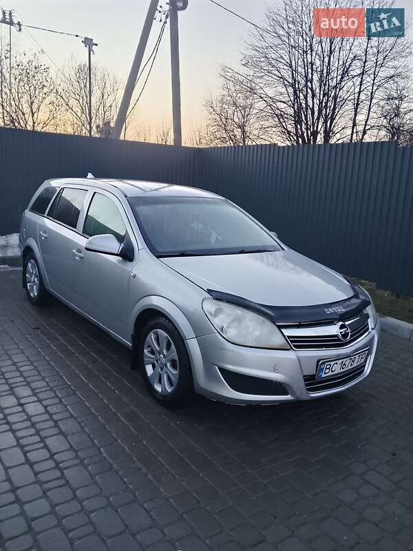 Opel Astra 2009