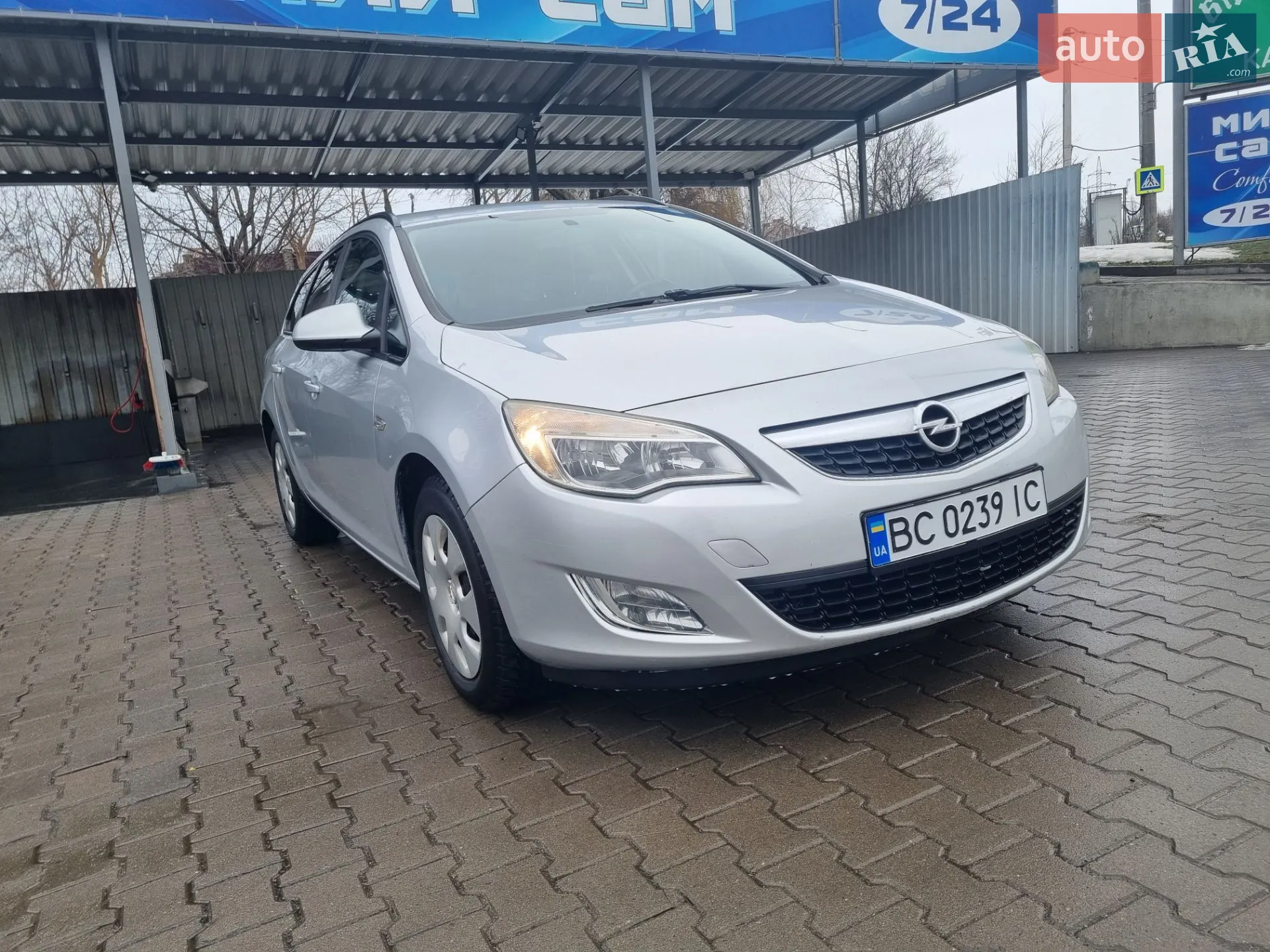 2011 Opel Astra - мініатюра 2