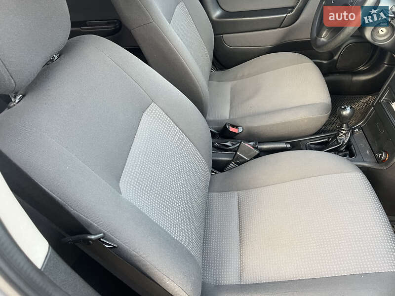 Седан Opel Astra 2008 в Прилуках фото 12 Седан Opel Astra 2008 в Прилуках