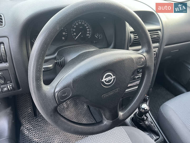 Седан Opel Astra 2008 в Прилуках фото 16 Седан Opel Astra 2008 в Прилуках