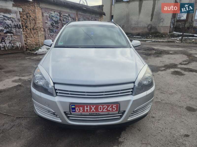Універсал Opel Astra 2006 в Нововолинську