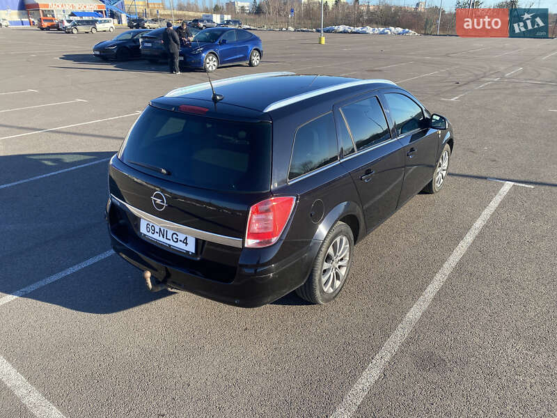 Універсал Opel Astra 2010 в Рівному фото 10 Універсал Opel Astra 2010 в Рівному