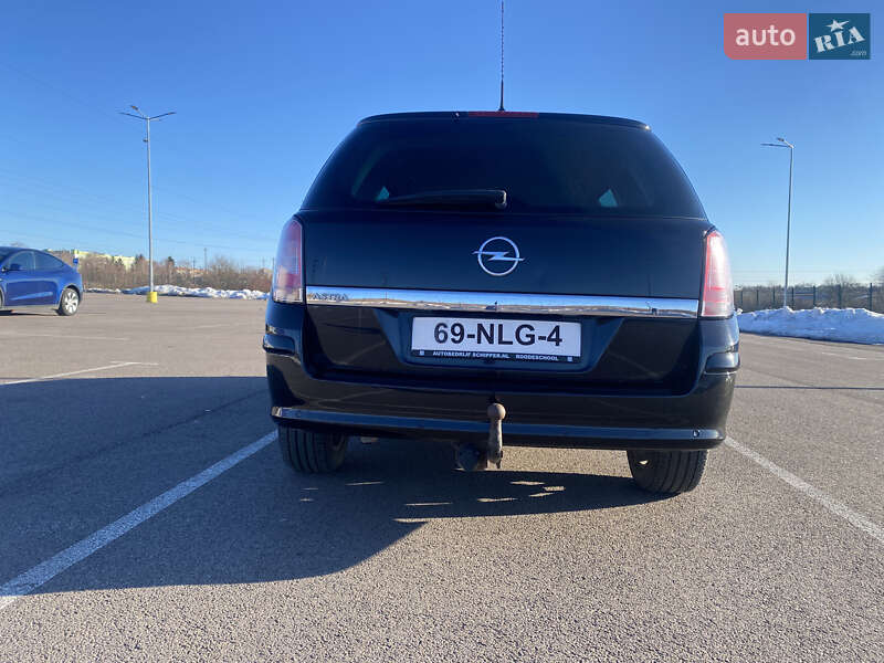 Універсал Opel Astra 2010 в Рівному фото 13 Універсал Opel Astra 2010 в Рівному