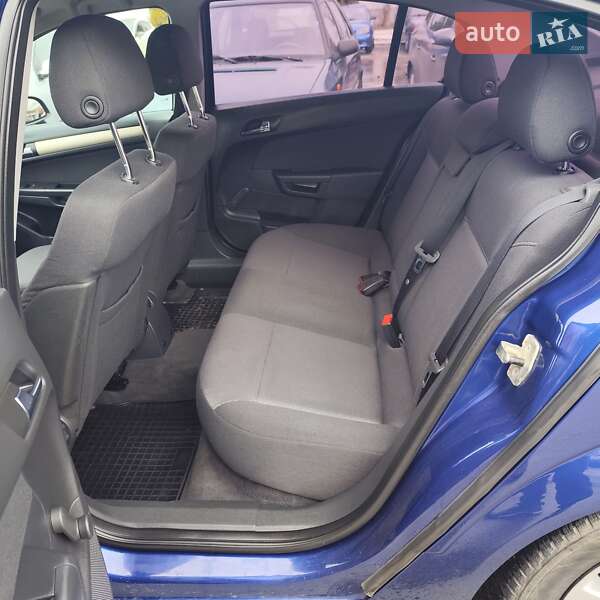 Седан Opel Astra 2009 в Белой Церкви фото 31 Седан Opel Astra 2009 в Белой Церкви