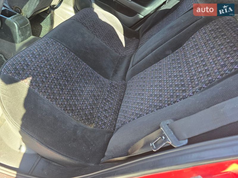 Седан Opel Astra 2001 в Хмельницком фото 10 Седан Opel Astra 2001 в Хмельницком