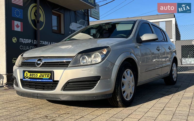 Хэтчбек Opel Astra 2006 в Стрые