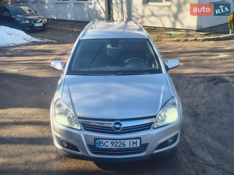 Универсал Opel Astra 2007 в Львове