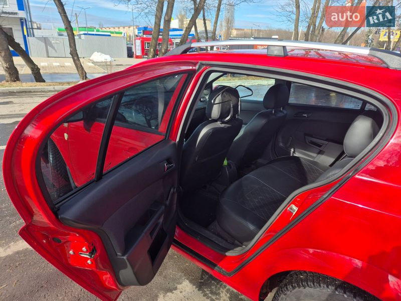 Хетчбек Opel Astra 2012 в Черкасах