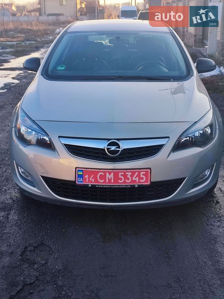 Хэтчбек Opel Astra 2009 в Виннице