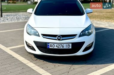 Универсал Opel Astra 2013 в Мукачево