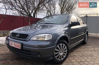 Седан Opel Astra 2008 в Виннице