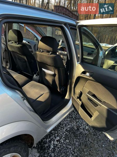Универсал Opel Astra 2008 в Дублянах