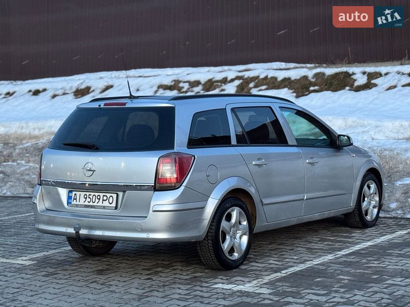 Універсал Opel Astra 2008 в Тернополі