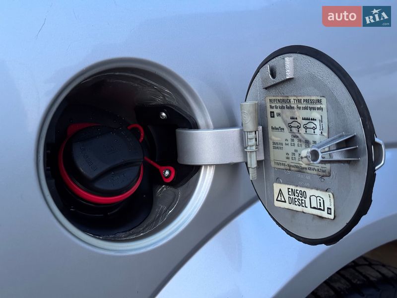 Універсал Opel Astra 2008 в Тернополі