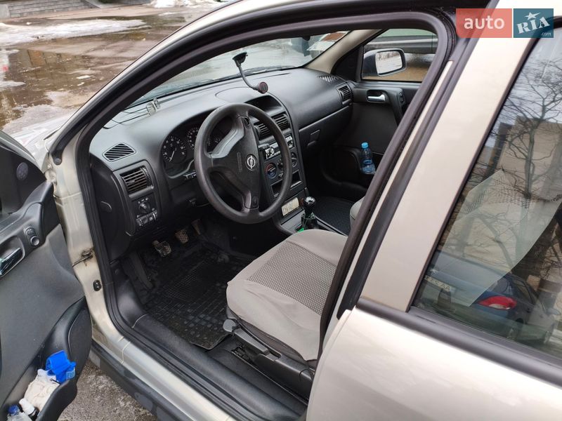 Седан Opel Astra 2009 в Киеве