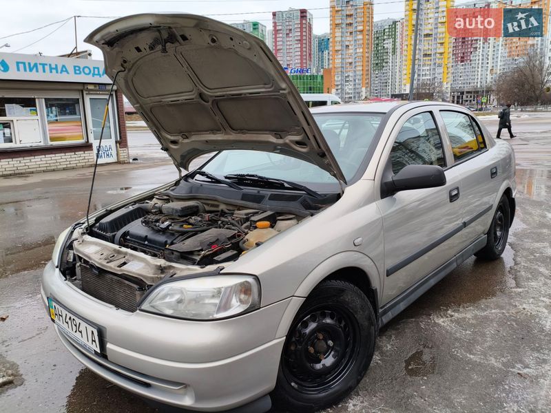 Седан Opel Astra 2009 в Киеве