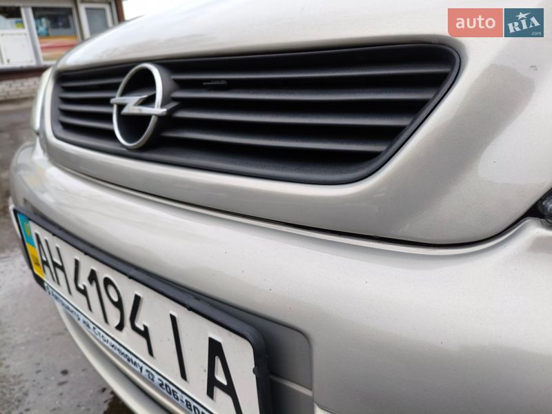 Седан Opel Astra 2009 в Киеве