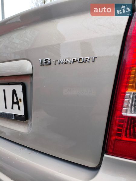 Седан Opel Astra 2009 в Киеве