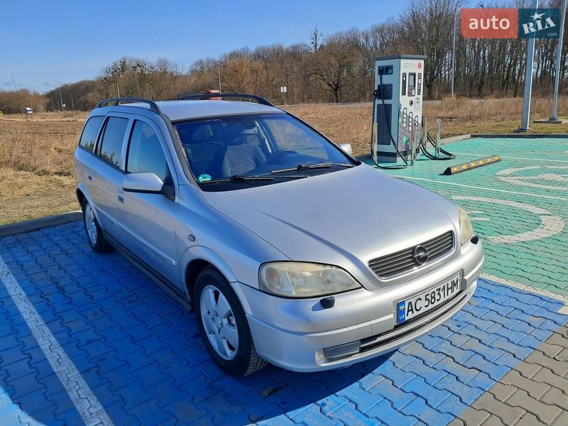 Универсал Opel Astra 2004 в Луцке