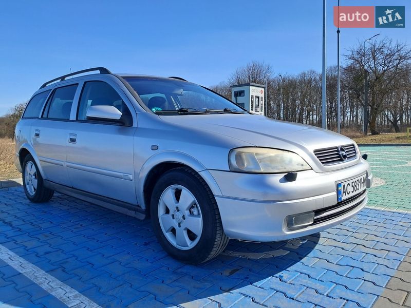 Универсал Opel Astra 2004 в Луцке