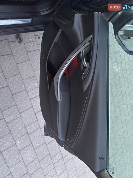 Универсал Opel Astra 2013 в Стрые