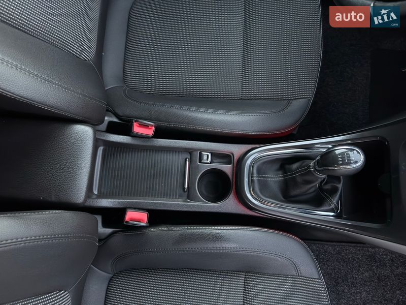 Универсал Opel Astra 2013 в Стрые