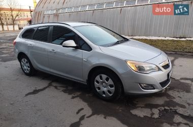 Универсал Opel Astra 2010 в Хмельницком