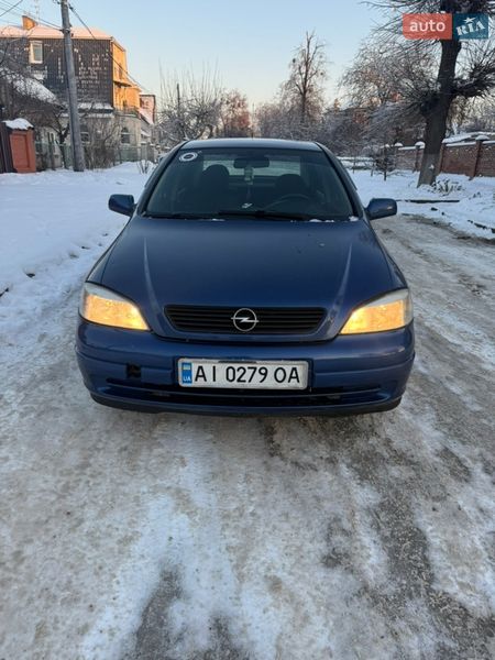 Седан Opel Astra 2003 в Киеве