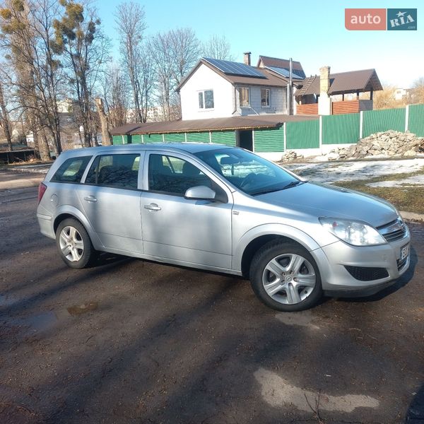 Универсал Opel Astra 2009 в Жмеринке