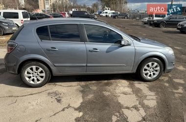 Седан Opel Astra 2007 в Полтаві