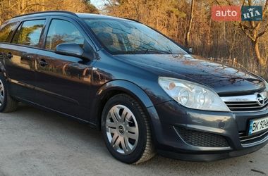 Универсал Opel Astra 2008 в Луцке