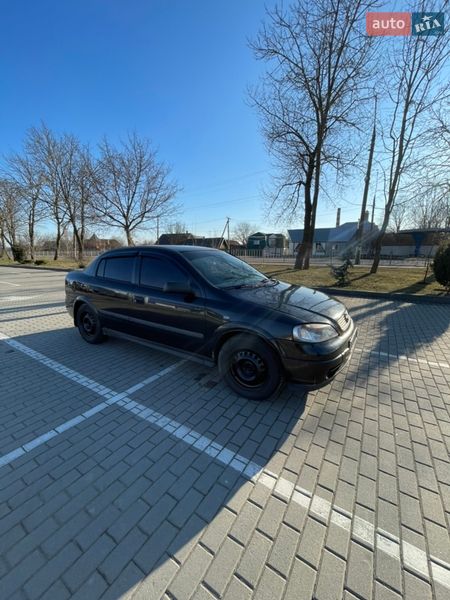 Седан Opel Astra 2006 в Коломые