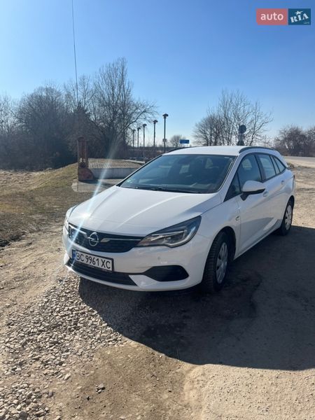 Opel Astra 2020