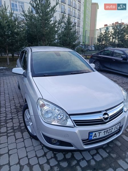 Opel Astra 2009