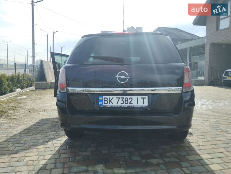 Универсал Opel Astra 2006 в Оржеве