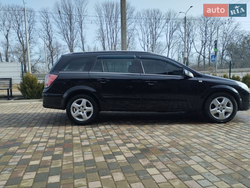 Универсал Opel Astra 2006 в Оржеве