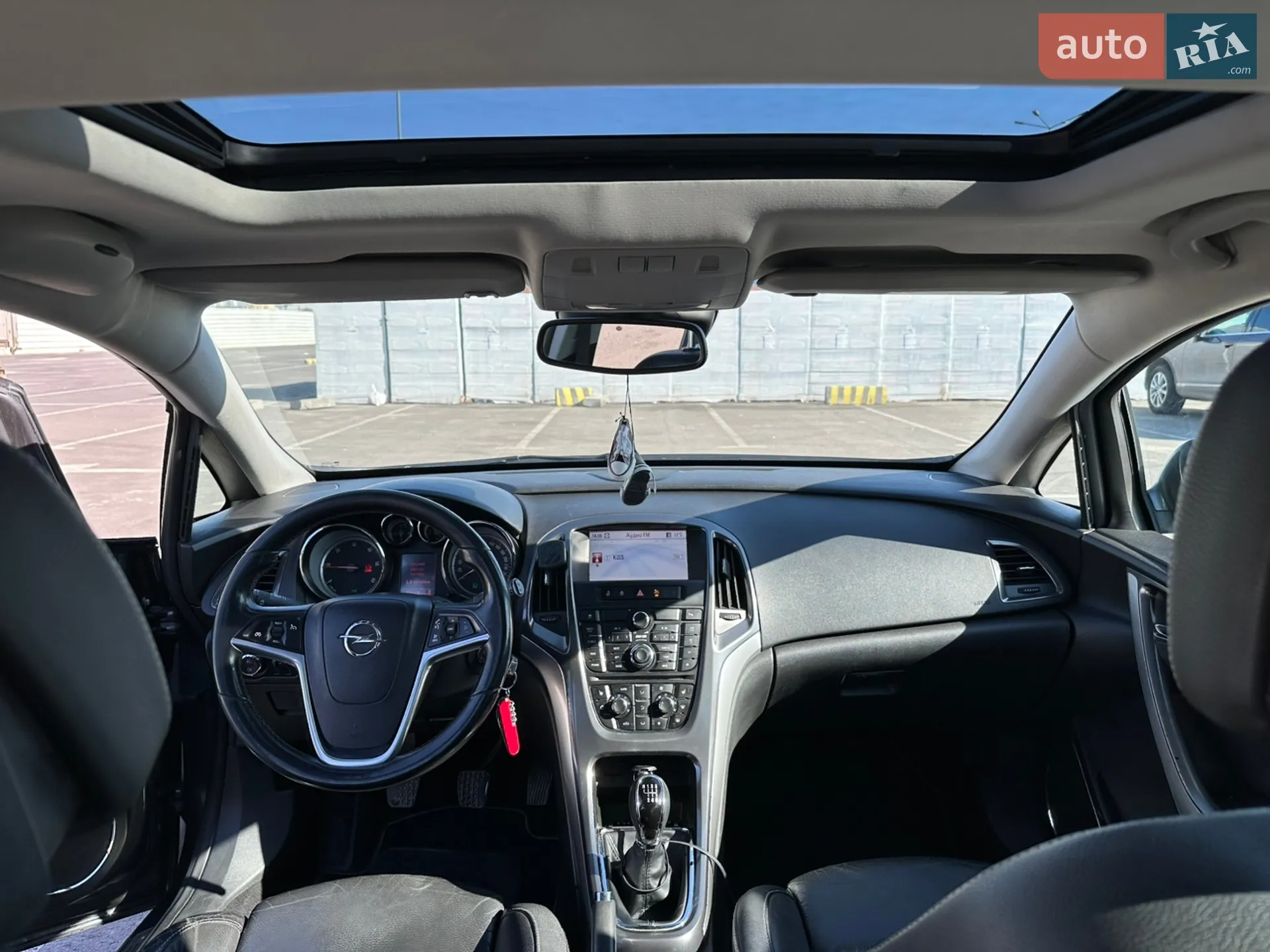 2011 Opel Astra - мініатюра 10
