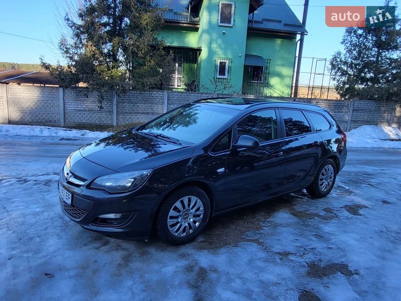 Универсал Opel Astra 2013 в Славуте