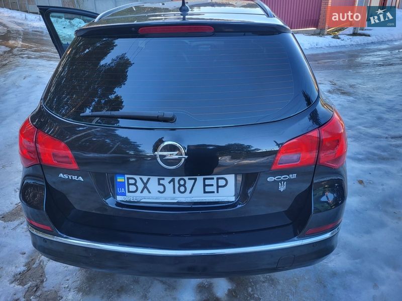 Универсал Opel Astra 2013 в Славуте
