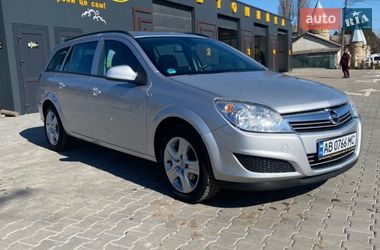 Универсал Opel Astra 2009 в Ямполе