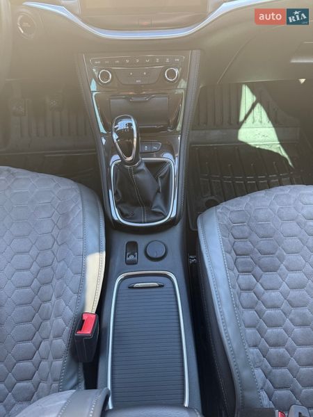 Универсал Opel Astra 2016 в Львове