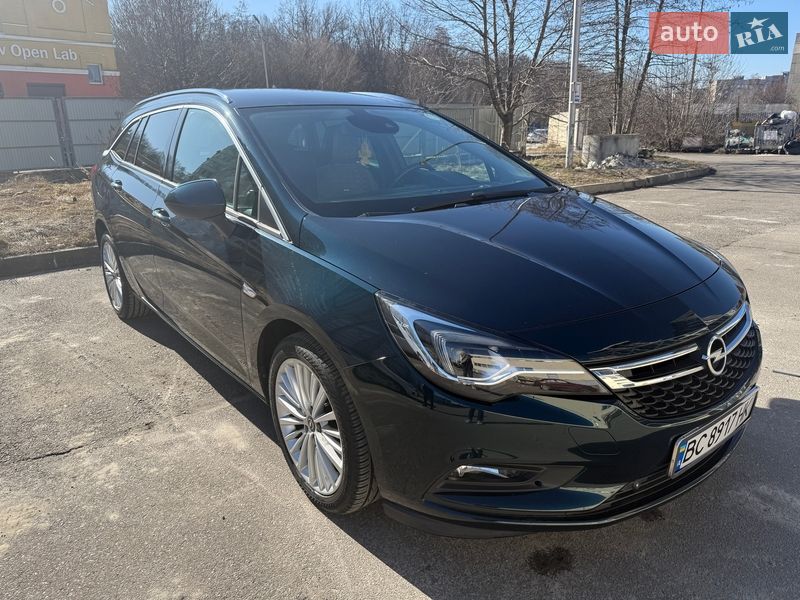 Универсал Opel Astra 2016 в Львове