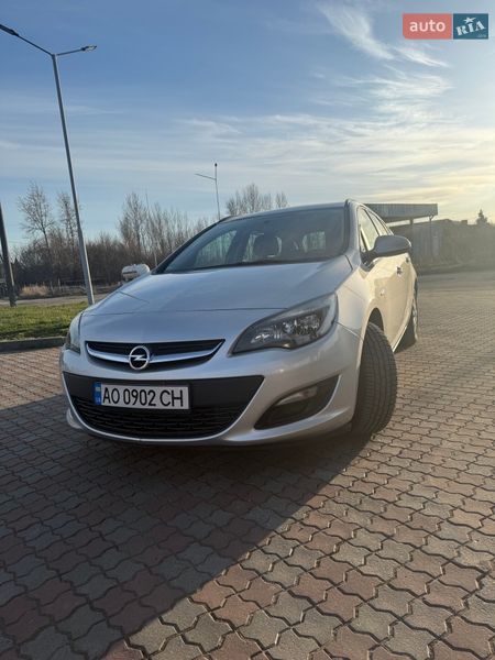 Opel Astra 2013