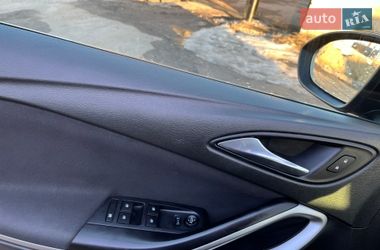 Універсал Opel Astra 2019 в Житомирі