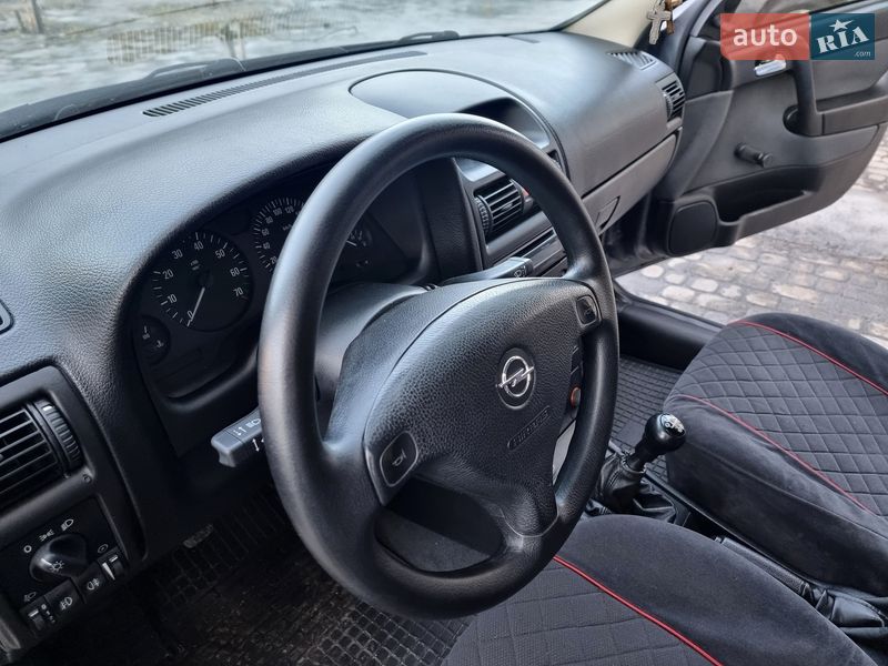 Седан Opel Astra 2008 в Виннице