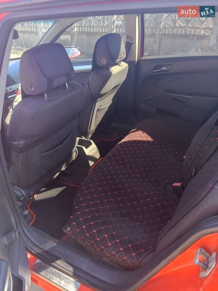 Універсал Opel Astra 2006 в Миколаєві