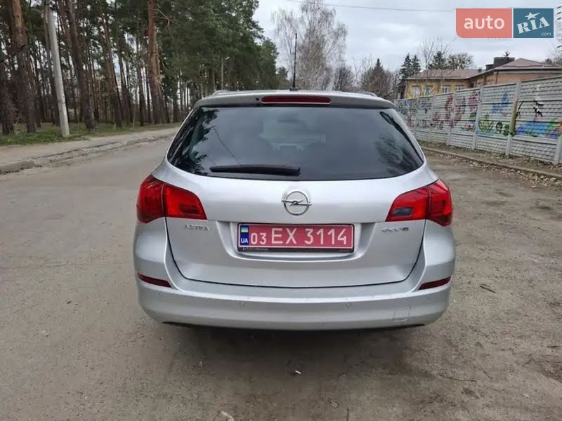 Універсал Opel Astra 2011 в Києві фото 6 Універсал Opel Astra 2011 в Києві