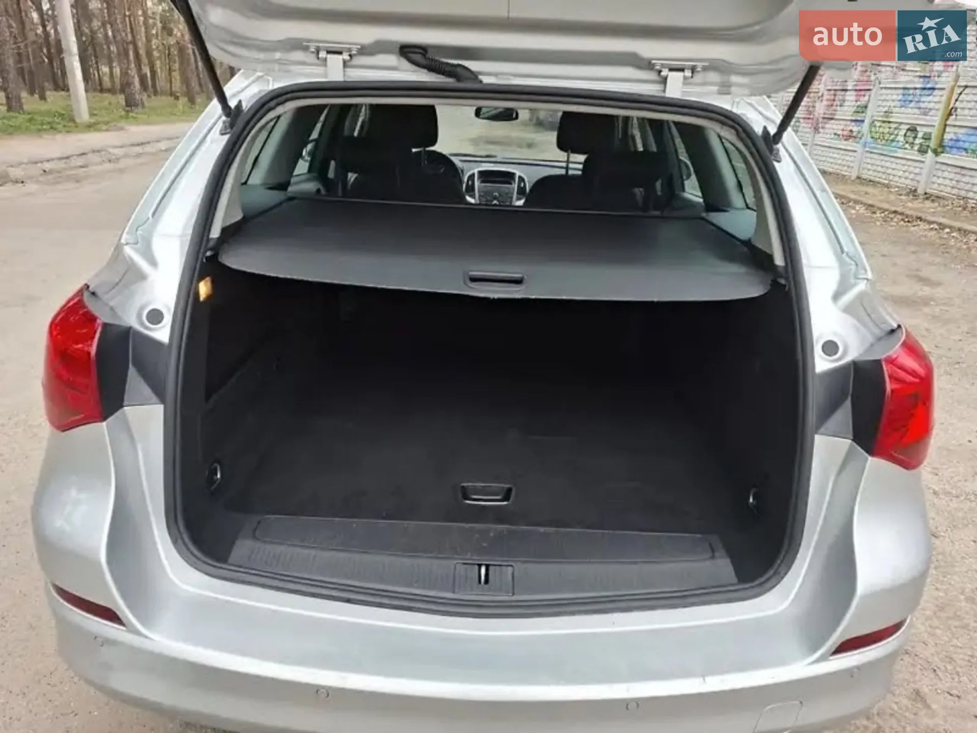 2011 Opel Astra - мініатюра 27